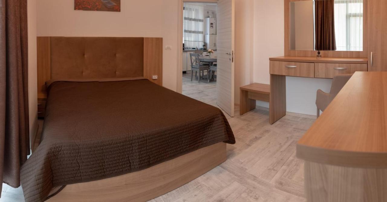 Iris Apartamento Năvodari Exterior foto